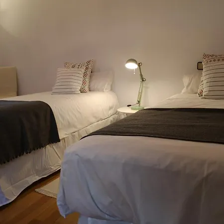 Calle Alfonso I Apartment